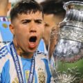 Enzo Fernández se disculpa por cánticos racistas durante celebración en Copa América
