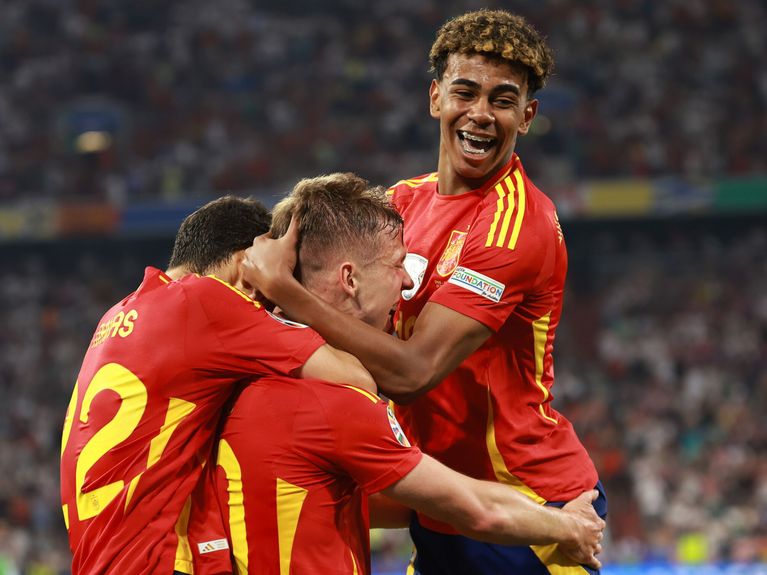 España es finalista de la Eurocopa tras superar a Francia