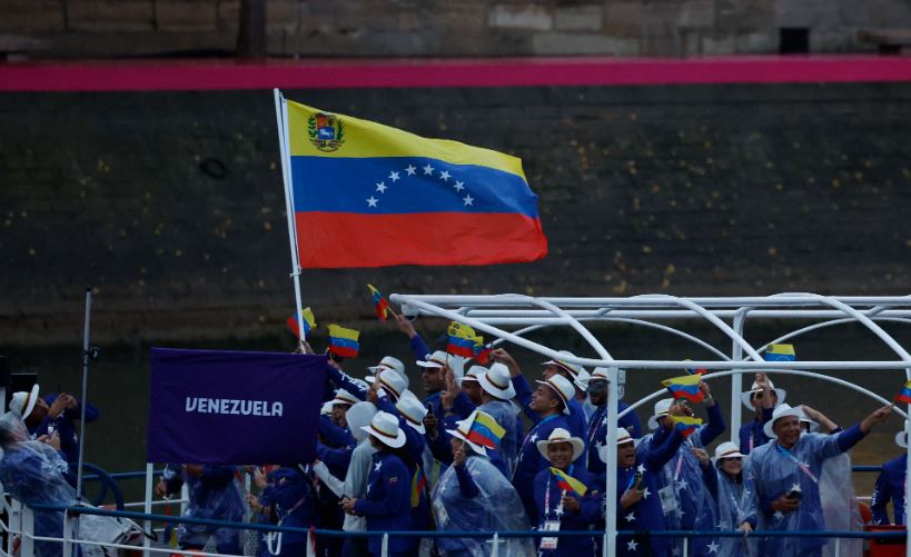 Así desfilaron los atletas venezolanos en la ceremonia inaugural de París 2024