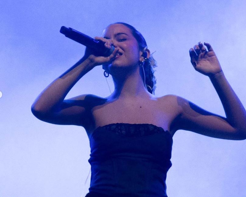 La zuliana Ariam ganó Mejor Canción en The Music Station Fest: El festival de Artistas Emergentes de Warner Music Spain y lanzará su tema Cayena el 19 de julio