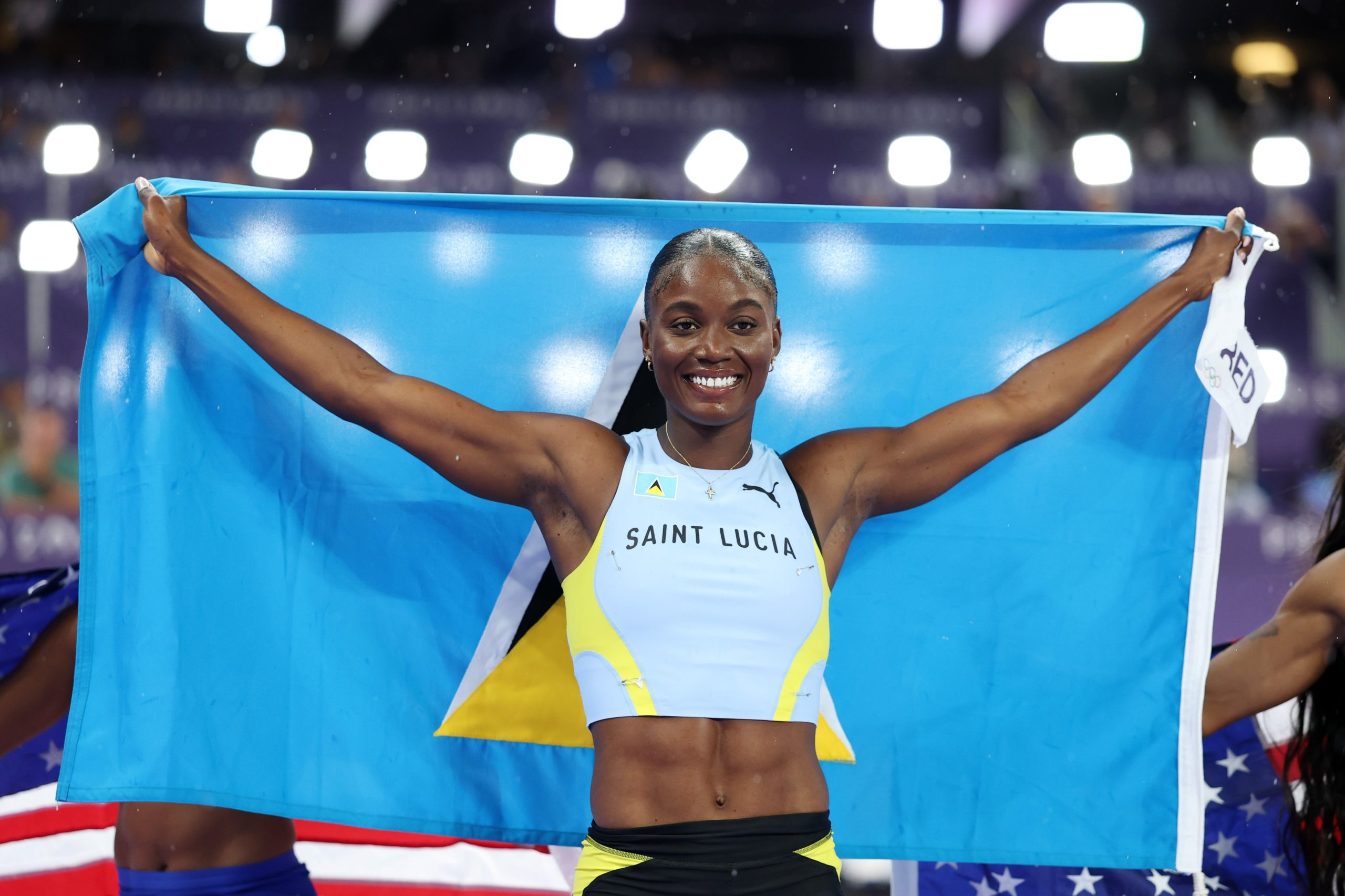 Julien Alfred hizo historia al conseguir la primera medalla olímpica de Santa Lucía