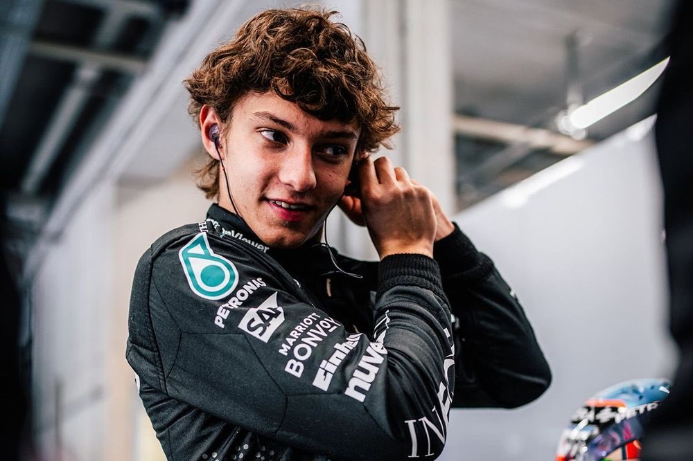 Andrea Kimi Antonelli correrá en Mercedes a partir de 2025