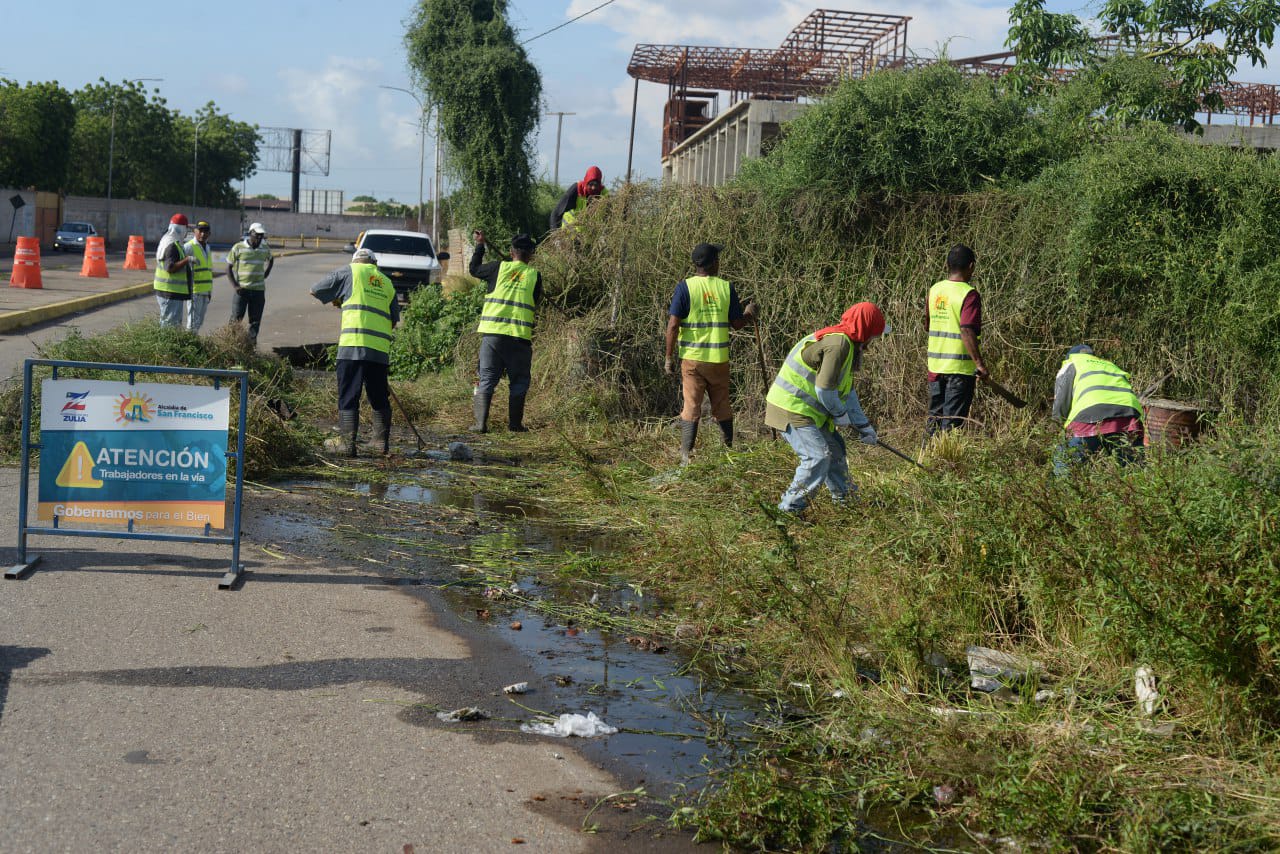 Alcaldía de San Francisco inicia los trabajos en el socavamiento del Km.4