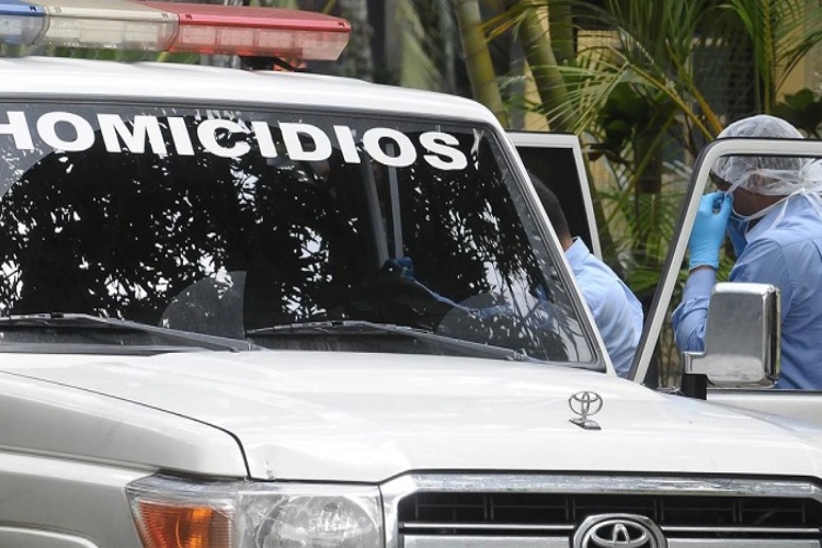 Llegó a un ambulatorio con dolor de riñones y parió a escondidas del personal médico: El feto lo arrojó a una papelera y huyó del sitio