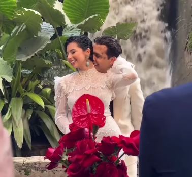 Ángela Aguilar celebra su primer mes de casada con romántico video junto a Nodal