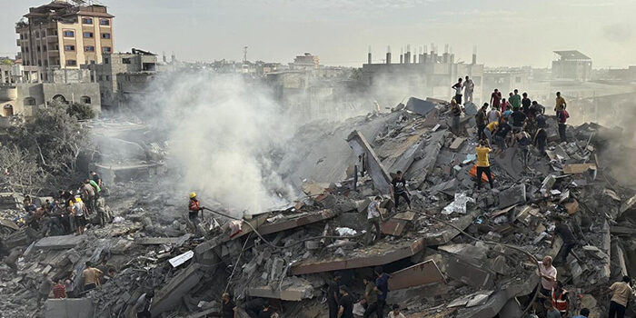 Familiares de rehenes llaman al alto al fuego en Gaza