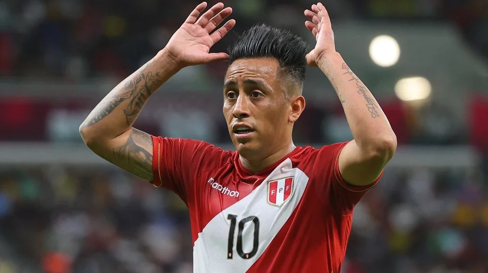 Futbolista peruano Christian Cueva es denunciado por violencia de género