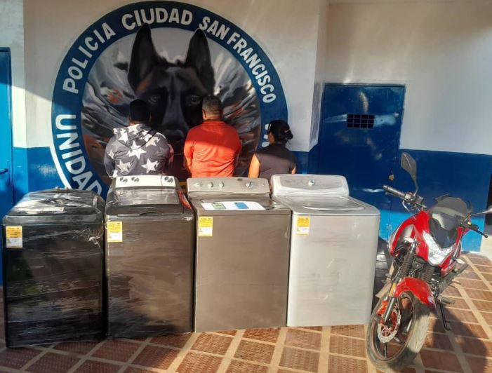 Polisur arrestó a tres personas por vender electrodomésticos sin facturas