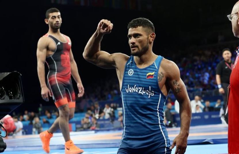 Raiber Rodríguez luchará por la de bronce en París 2024