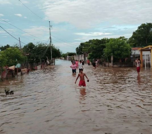 Unas 200 familias afectadas tras ruptura del muro de contención en Perijá por las lluvias