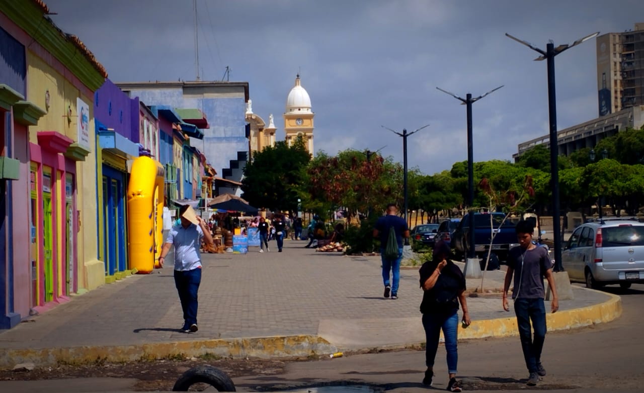 Intenso calor en Maracaibo esta noche: los aires no dan abasto