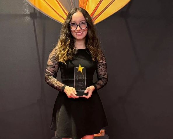 La venezolana Sophie Waszkiewicz recibió el Napolitan Victory Awards, mención liderazgo joven