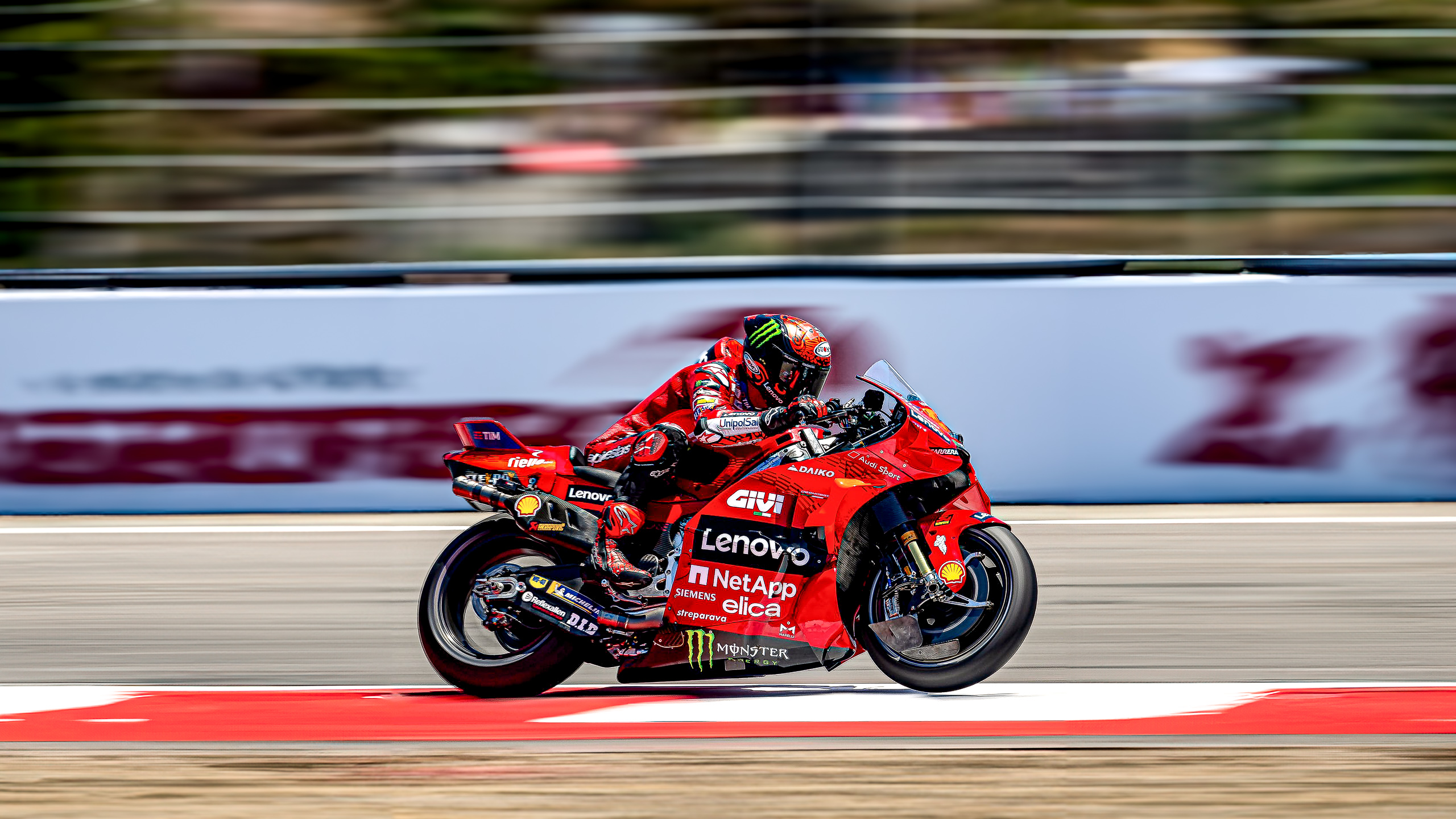 Francesco Bagnaia se quedó con la carrera sprint del Gran Premio de Indonesia