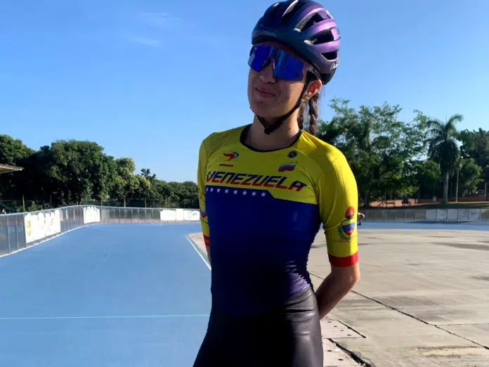 La venezolana Daniela Bustamante se alzó con la medalla de bronce en los World Skate Games Italia 2024