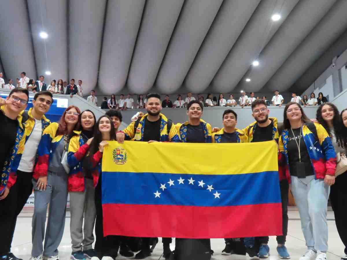 ¡Camino a Atenas! Delegación venezolana de robótica competirá en el Mundial First Global Challenge