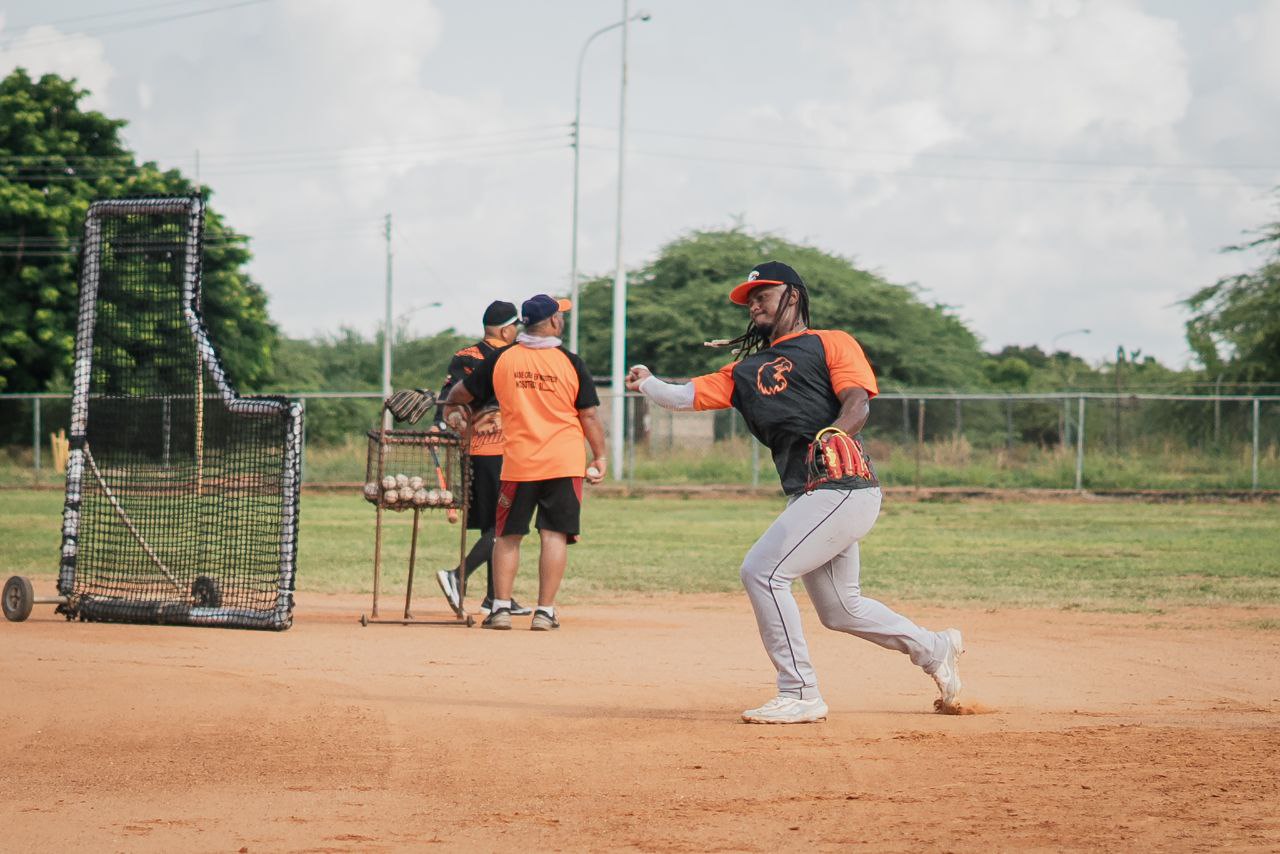 Águilas del Zulia se sigue preparando e incorporó a peloteros invitados en los entrenamientos