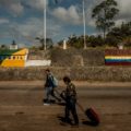 Un municipio de Brasil se ve abrumado con la llegada de migrantes venezolanos, según El País