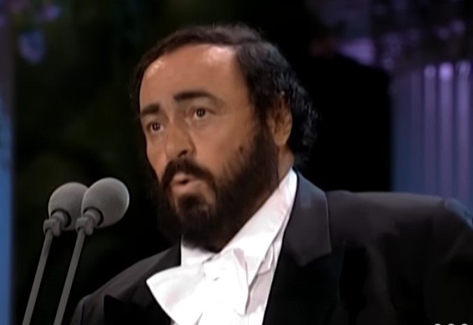 Hace 17 años se marchó, Luciano Pavarotti, pero, nunca ha sido silencio