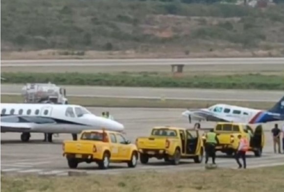 Avión venezolano con cinco tripulantes aterrizó de emergencia en Cúcuta