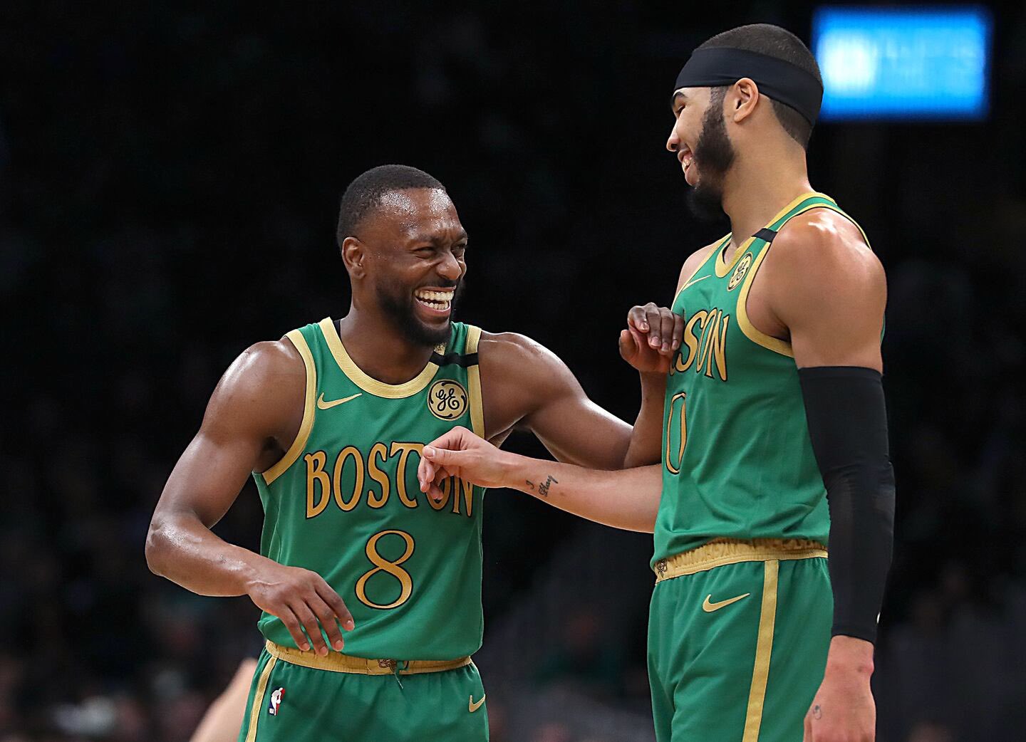 Los Celtics de Boston derrotaron a los Wizards de Washington y van por la defensa de su campeonato