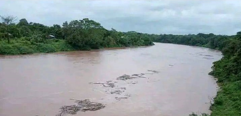 Mueren cuatro menores al intentar cruzar ríos crecidos tras fuertes lluvias en Nicaragua