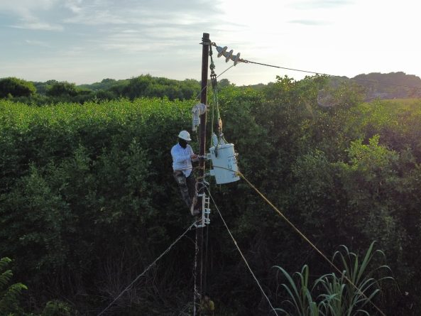 Corpoelec instala más de 100 transformadores en municipios del estado Zulia