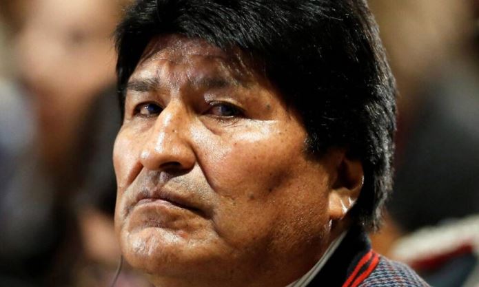 Policías y periodistas heridos tras un violento enfrentamiento con seguidores de Evo Morales en Bolivia