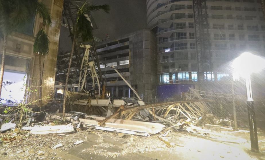 El huracán Milton suma diez muertos a su paso por Florida