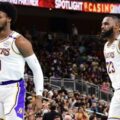 LeBron y Bronny James marcan historia con los Lakers en juego de pretemporada