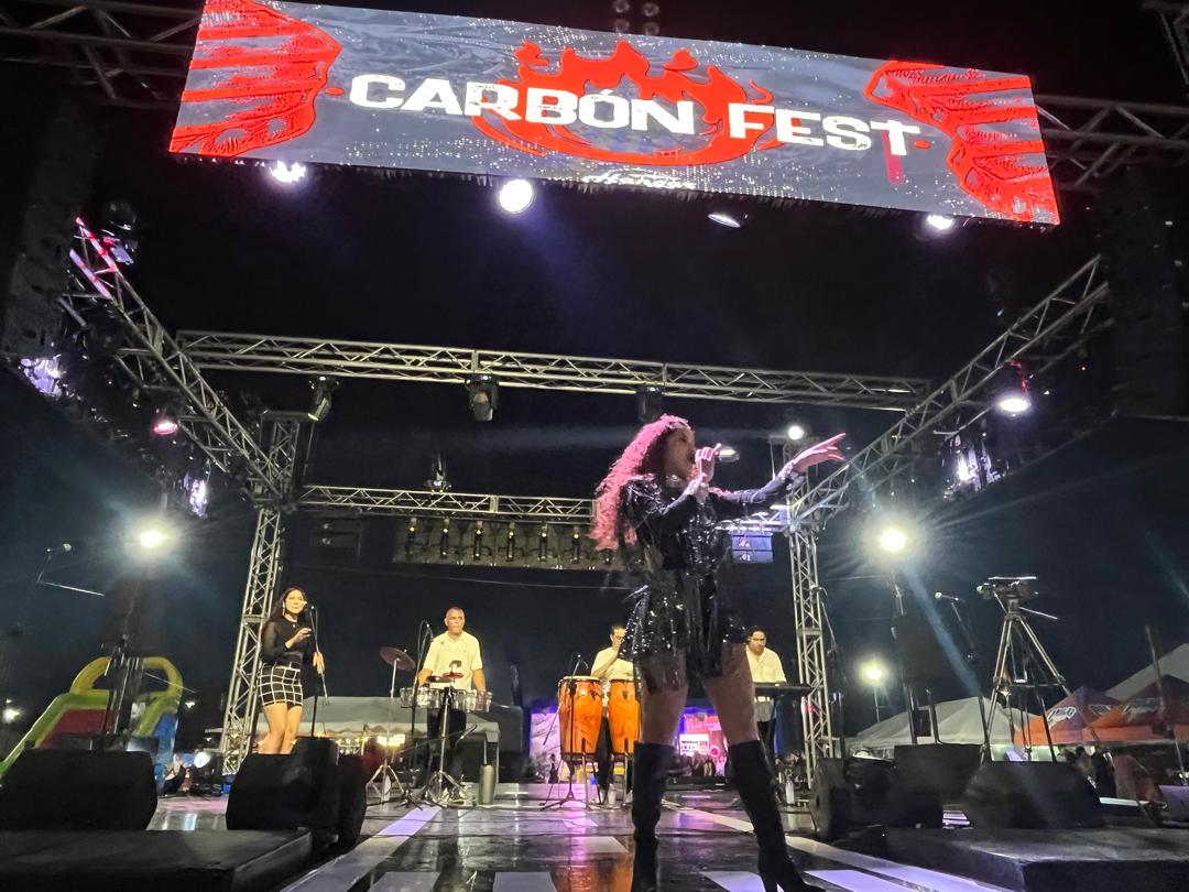 Carbón Fest enciende de nuevo al Hangar de Grano de Oro