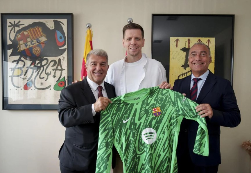 Barcelona hace oficial el fichaje del guardameta polaco Wojciech Szczesny