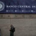 Dólar BCV cierra octubre rozando los 43 bolívares