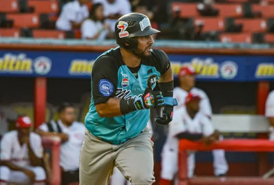 Bravos doblegó a Cardenales para alcanzar su primer triunfo de temporada