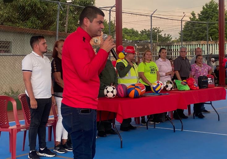 Reinaugurada cancha de usos múltiples en el sector Valmore Rodríguez de Maracaibo