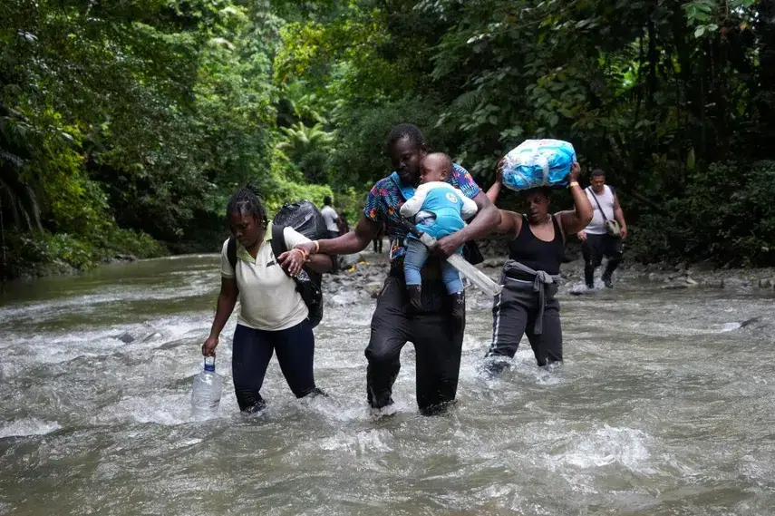 Presidente de Panamá espera que un tercer país acoja a migrantes venezolanos deportados