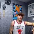 Un tatuaje por un juguete: la noble iniciativa de Chicho, el artista de la tinta en Maracaibo