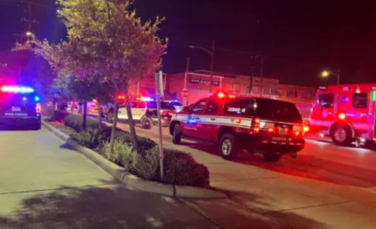 Cuatro muertos al estrellarse un helicóptero contra una torre de comunicaciones en Houston