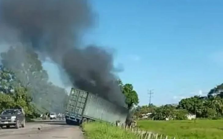 Muere una familia en aparatoso choque en Táchira