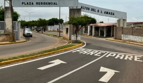 Reportan incendio de un local en la urbanización Piedras del Sol en Maracaibo