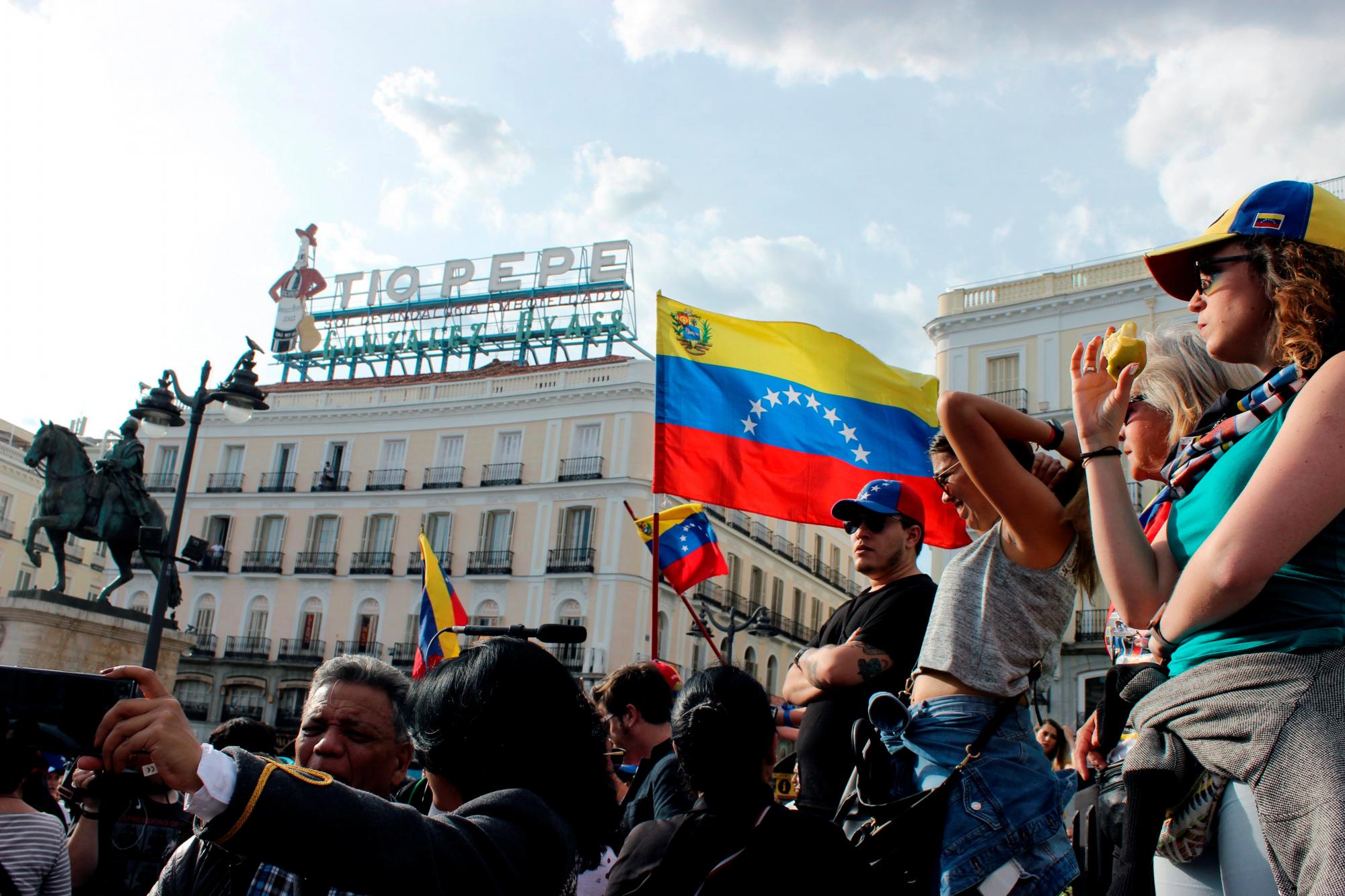 Venezolanos ocupan la quinta posición de empleo extranjero en España