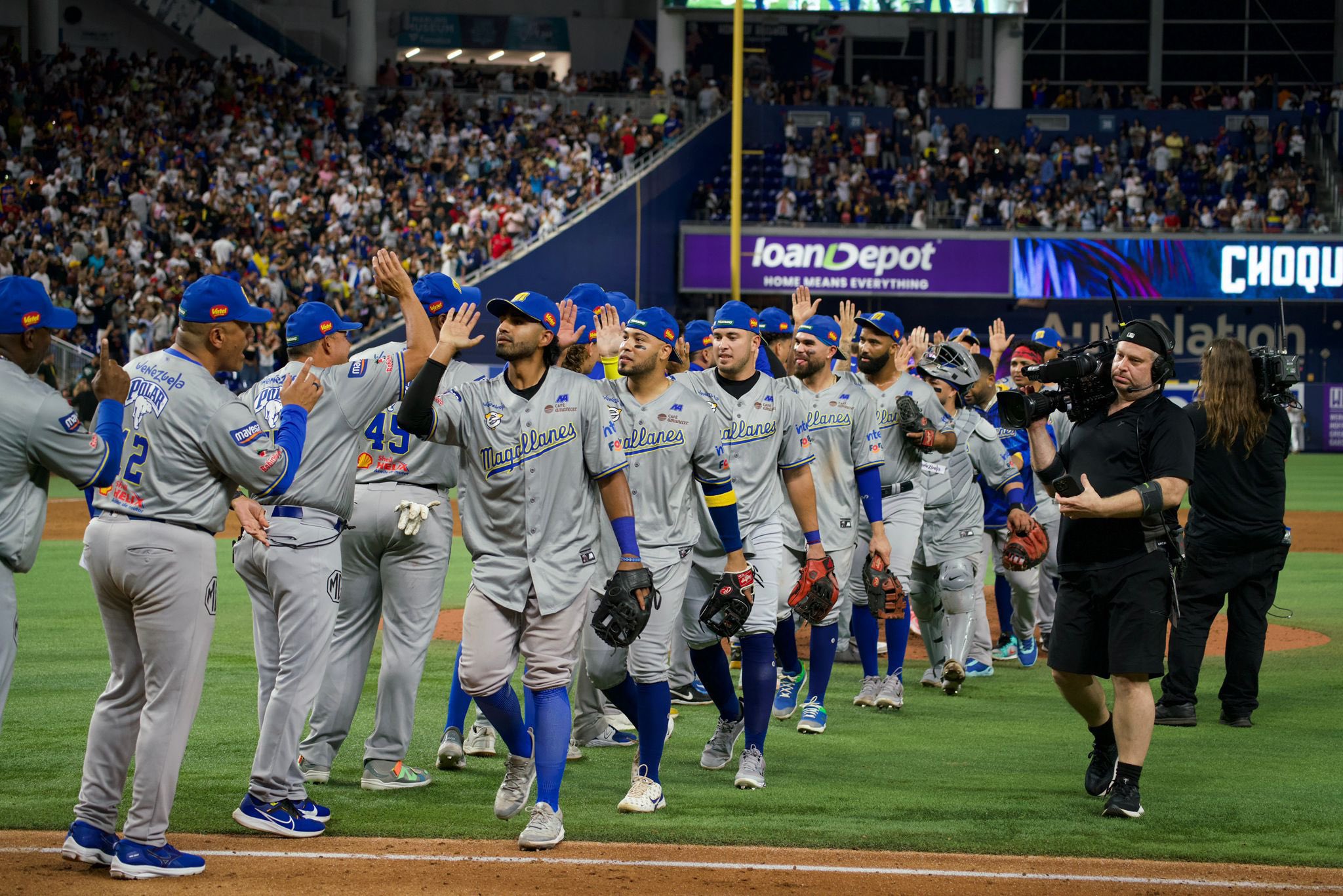 Navegantes del Magallanes superó a Estrellas Orientales y clasificó a la final del Choque de Gigantes