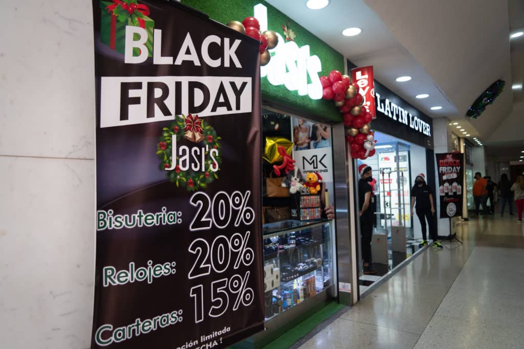 Comercios en Venezuela afinan su artillería con las ofertas por ‘Black Friday’