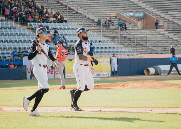 Águilas cerrará Semana de Feria con dos juegos ante Tiburones en Maracaibo