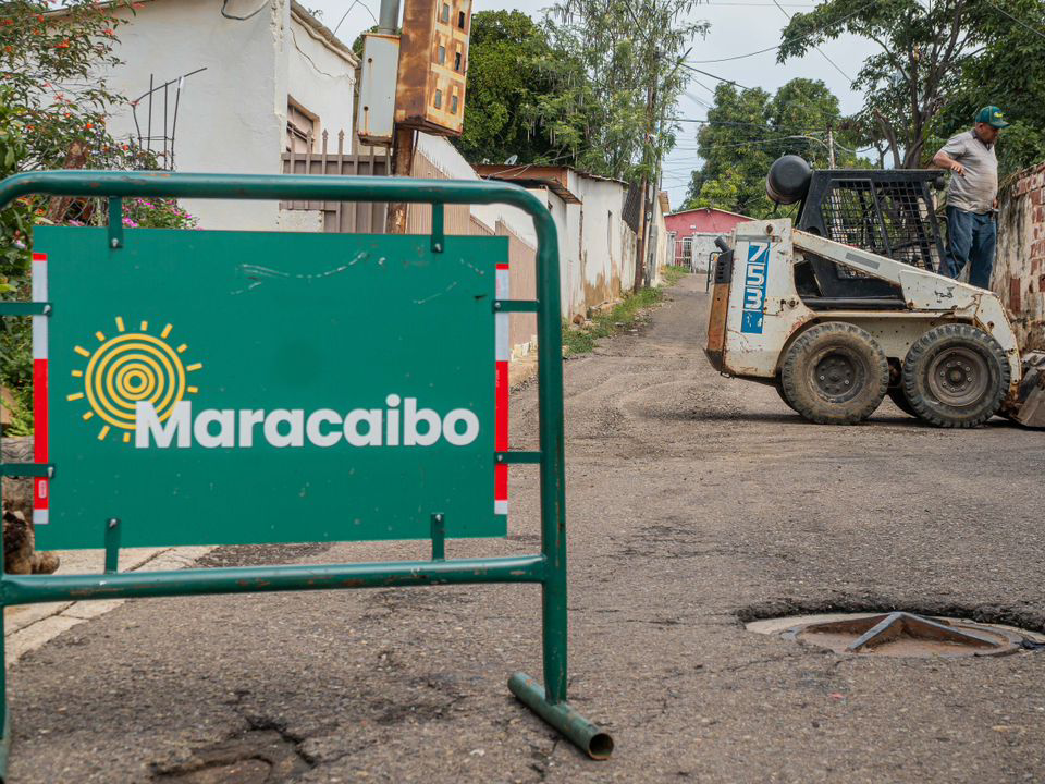 Alcaldía lleva soluciones de accesibilidad y vialidad al sector Cuevas del Humo