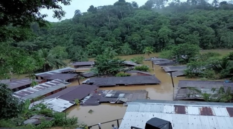 Petro declara la situación de desastre en Colombia tras las fuertes lluvias e inundaciones