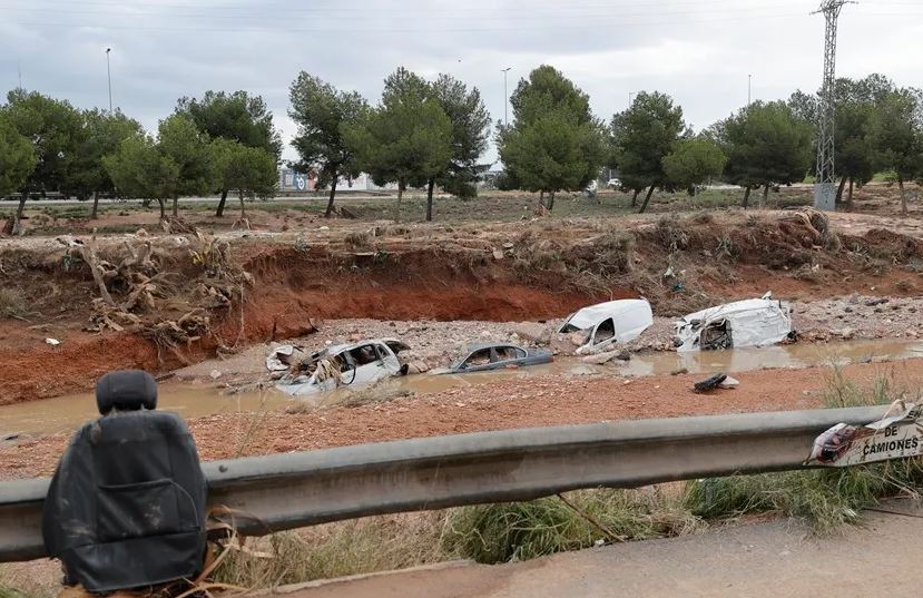 El hallazgo de otros cuatro cadáveres eleva a 217 el número de fallecidos por la DANA