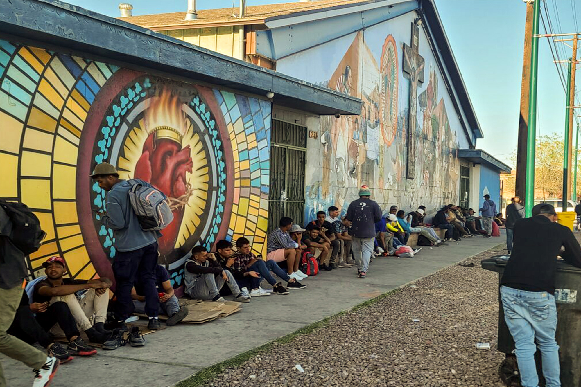 Refugios de Texas colapsan ante la llegada masiva de venezolanos