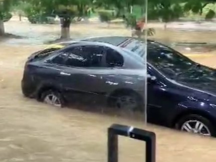 Fuertes lluvias dejan calles inundadas en Lara