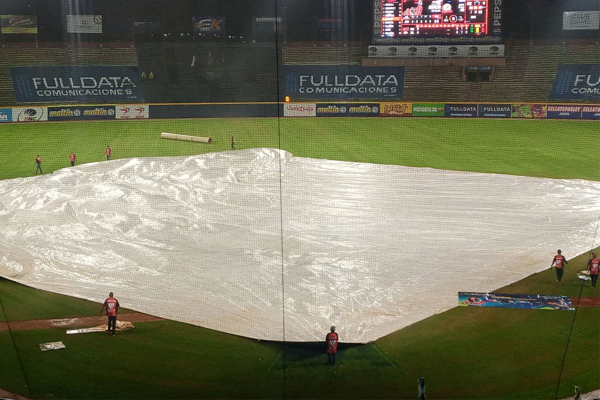 Entre las aguas amaneció el Luis Aparicio 