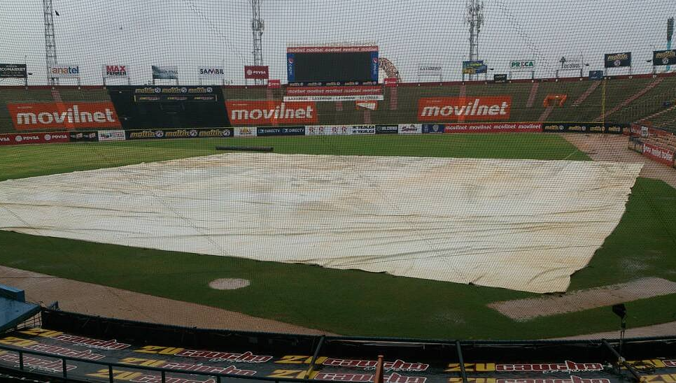 Suspendido juego entre Águilas y Leones por lluvia